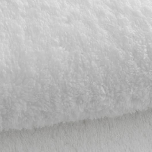 Luxe Lash Bundle at Glam Vault in Lancaster, PA